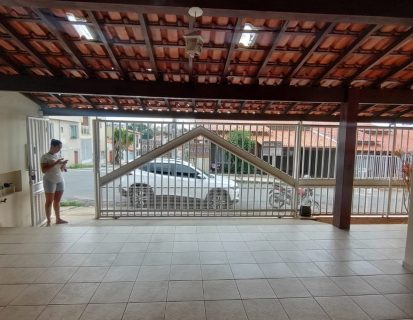 WhatsApp Image 2025-11-07 at 16.49.13 (1)