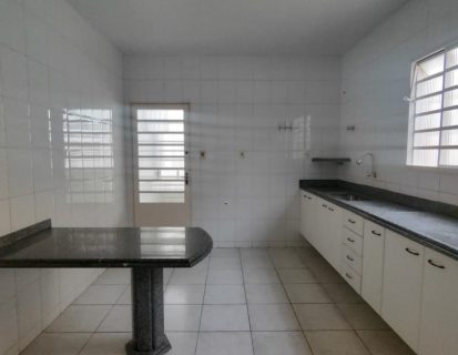 WhatsApp Image 2025-11-07 at 16.49.16 (1)