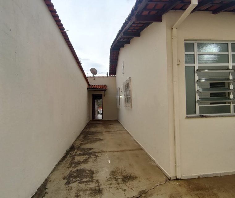 WhatsApp Image 2025-11-07 at 16.49.18 (1)