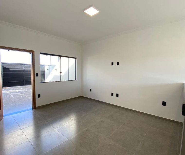 WhatsApp Image 2025-11-11 at 13.35.55 (2)