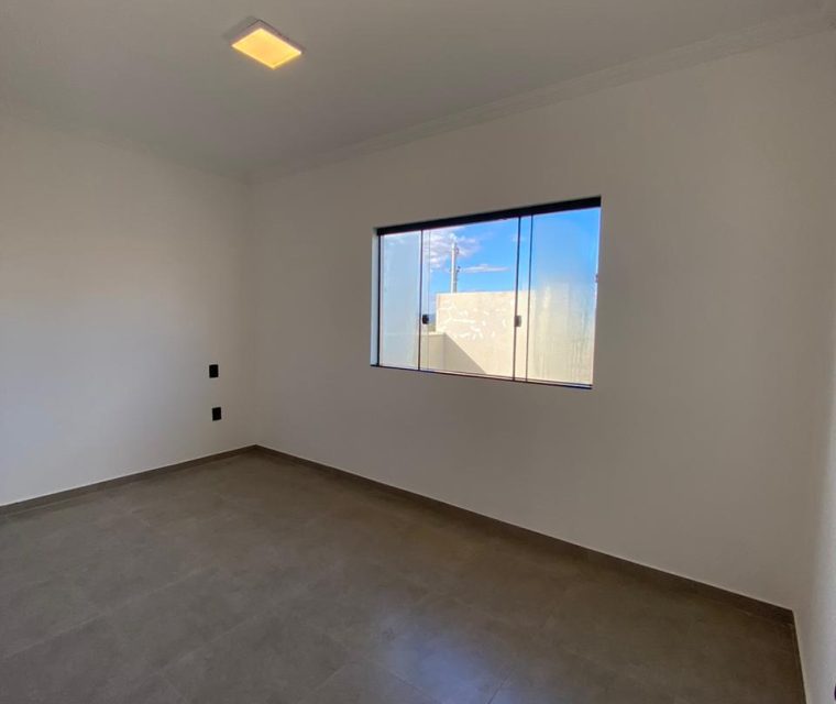 WhatsApp Image 2025-11-11 at 13.35.56 (1)