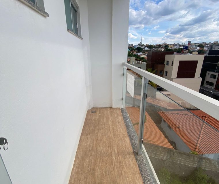 WhatsApp Image 2025-11-13 at 15.45.45 (1)